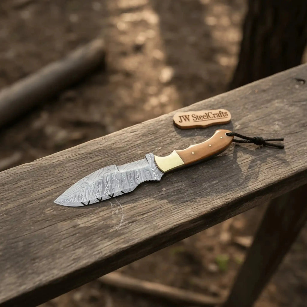 Damascus Steel Hunting Knife – Multiple Handle Colors | JW SteelCrafts