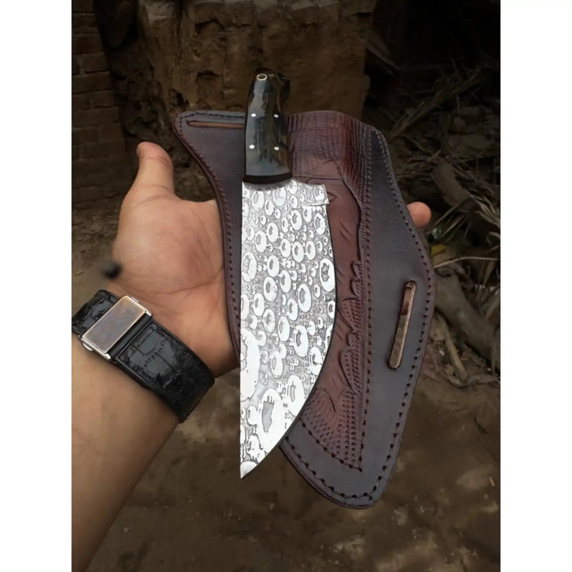 Hand-Forged Hammered Blade Knife | Walnut Grip & Belt Sheath