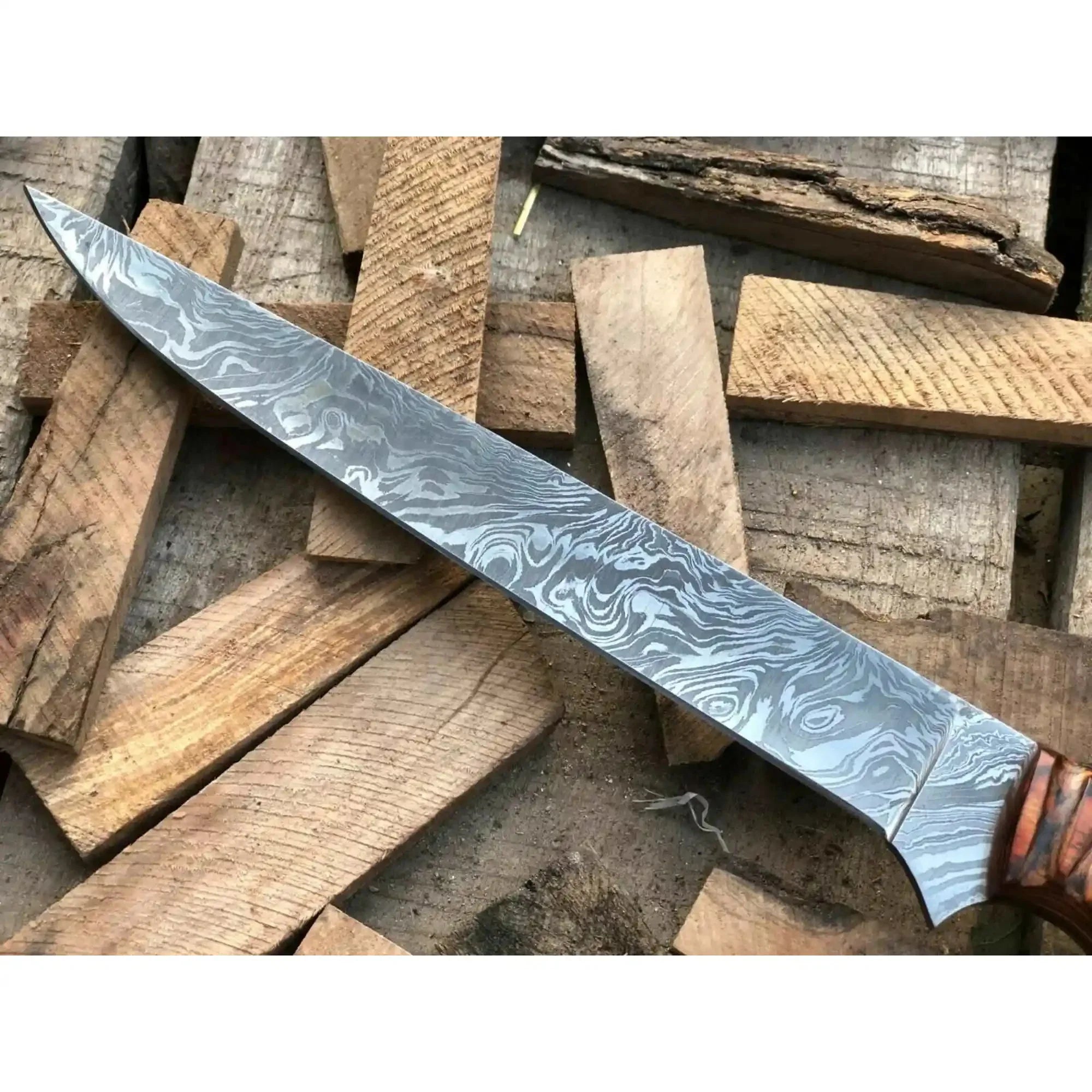 Handmade Damascus Fish Fillet Knife – Precision Blade for Clean Cutting