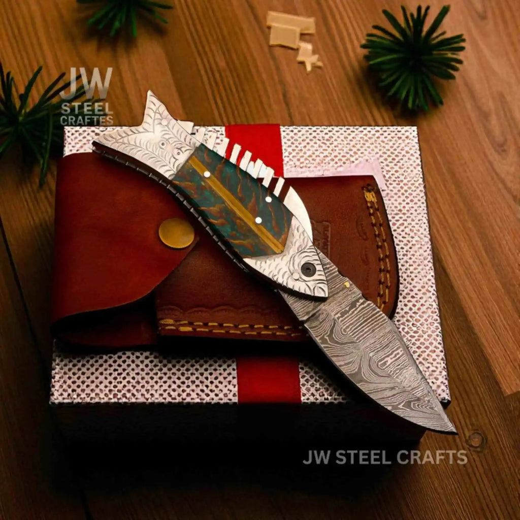 Handmade Damascus Folding Knife with Green Pinecone Resin Handle