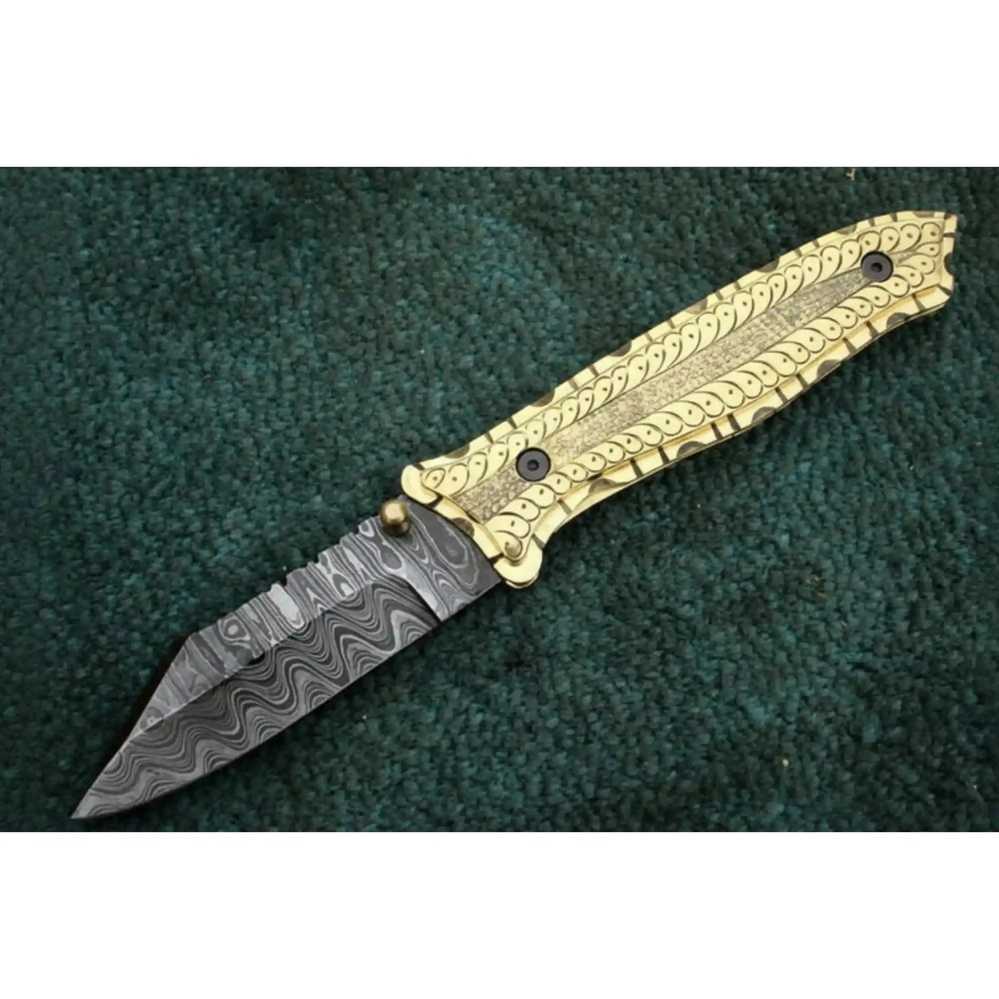 Handmade Damascus Steel Folding Knife with Olive Wood Handle – Brass Liner Pocket Knife