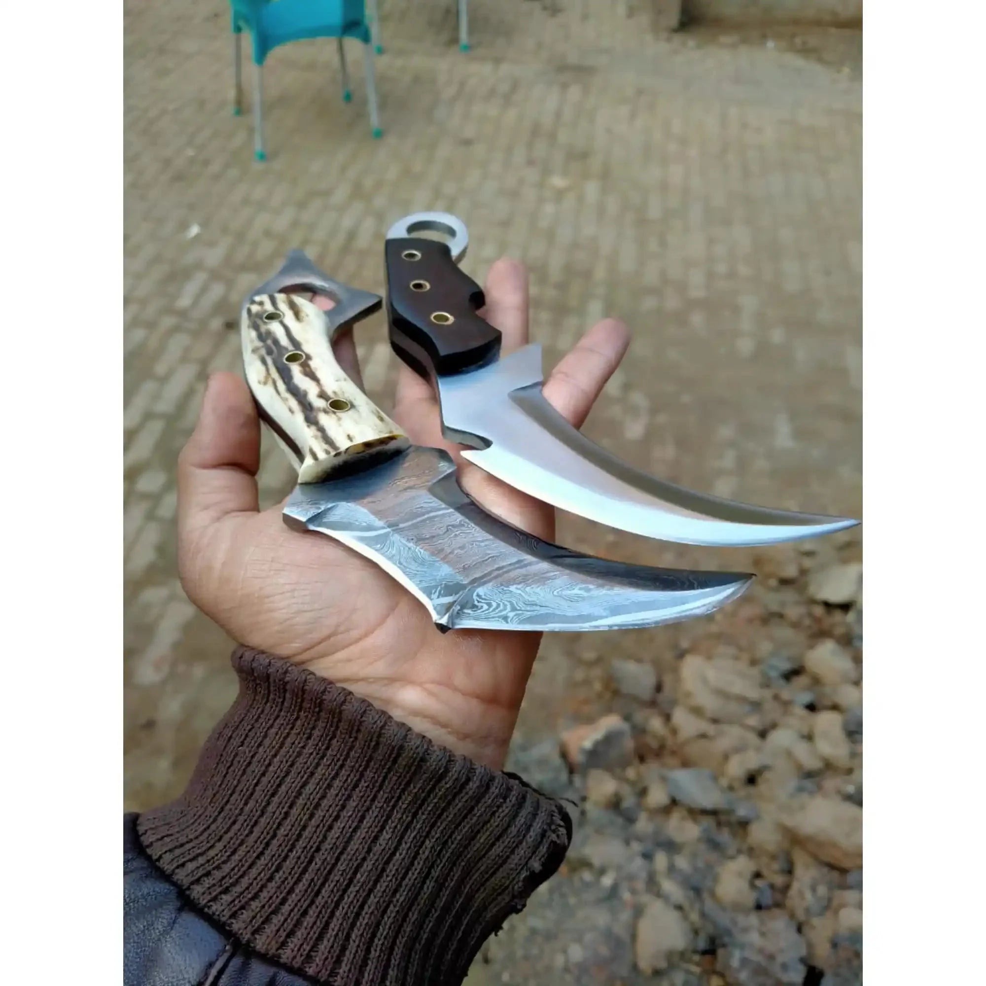 Damascus Steel Karambit Pair, Stag Horn & Wood Handle, 9-inch Blade