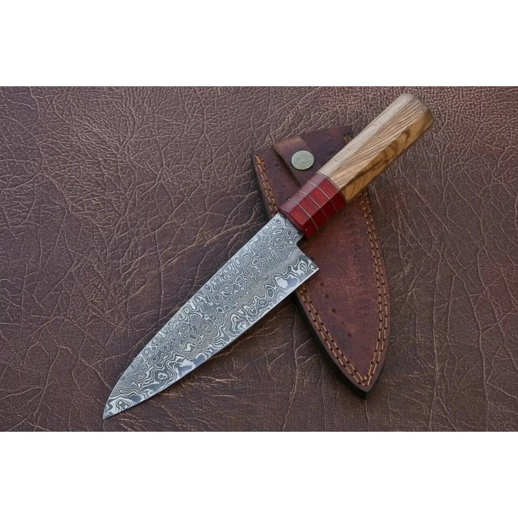 Pattern-Welded Damascus Gyuto 8–9″ Professional Chef Knife with Hybrid French–Japanese Grind